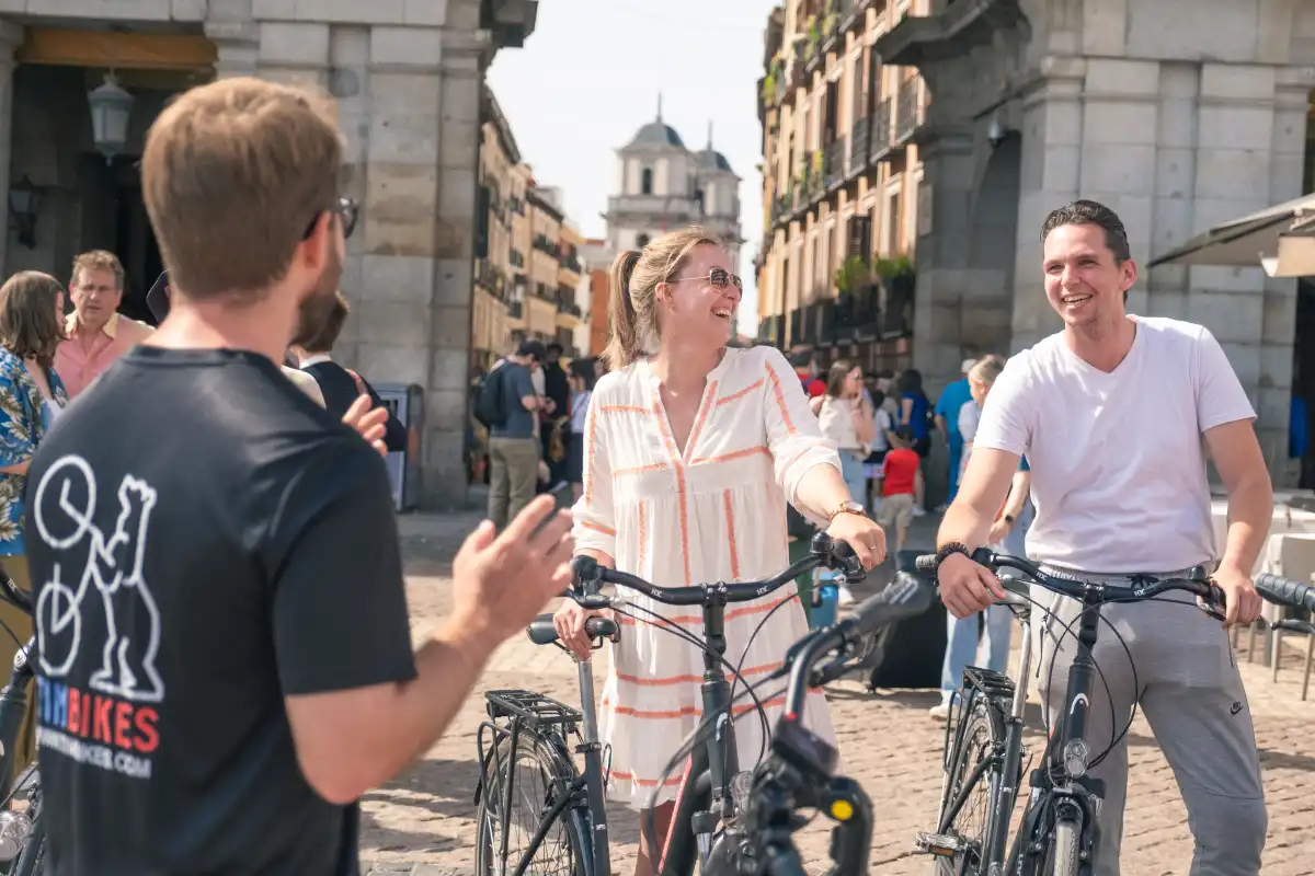 La culture des tapas à Madrid : pourquoi nous mêlons cuisine et vélo